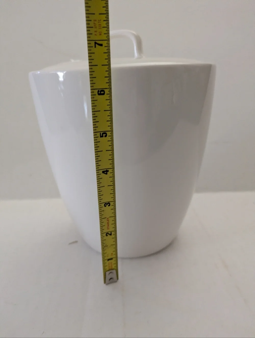 Starbucks At Home Collection 2004 ivory/White canister With Lid